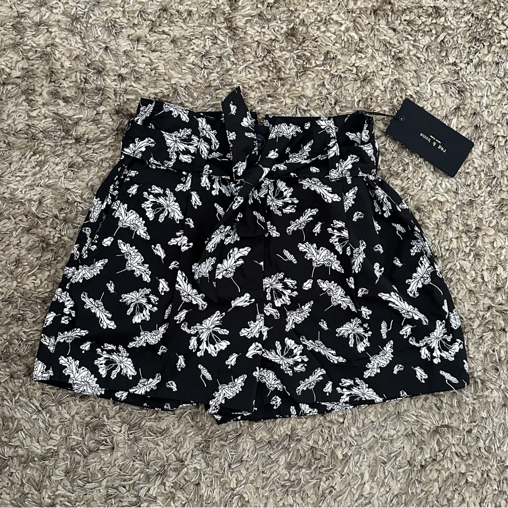 NWT Rag & Bone river belted floral shorts
